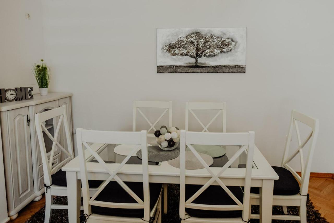 Apartman M5 Ðakovo Bagian luar foto