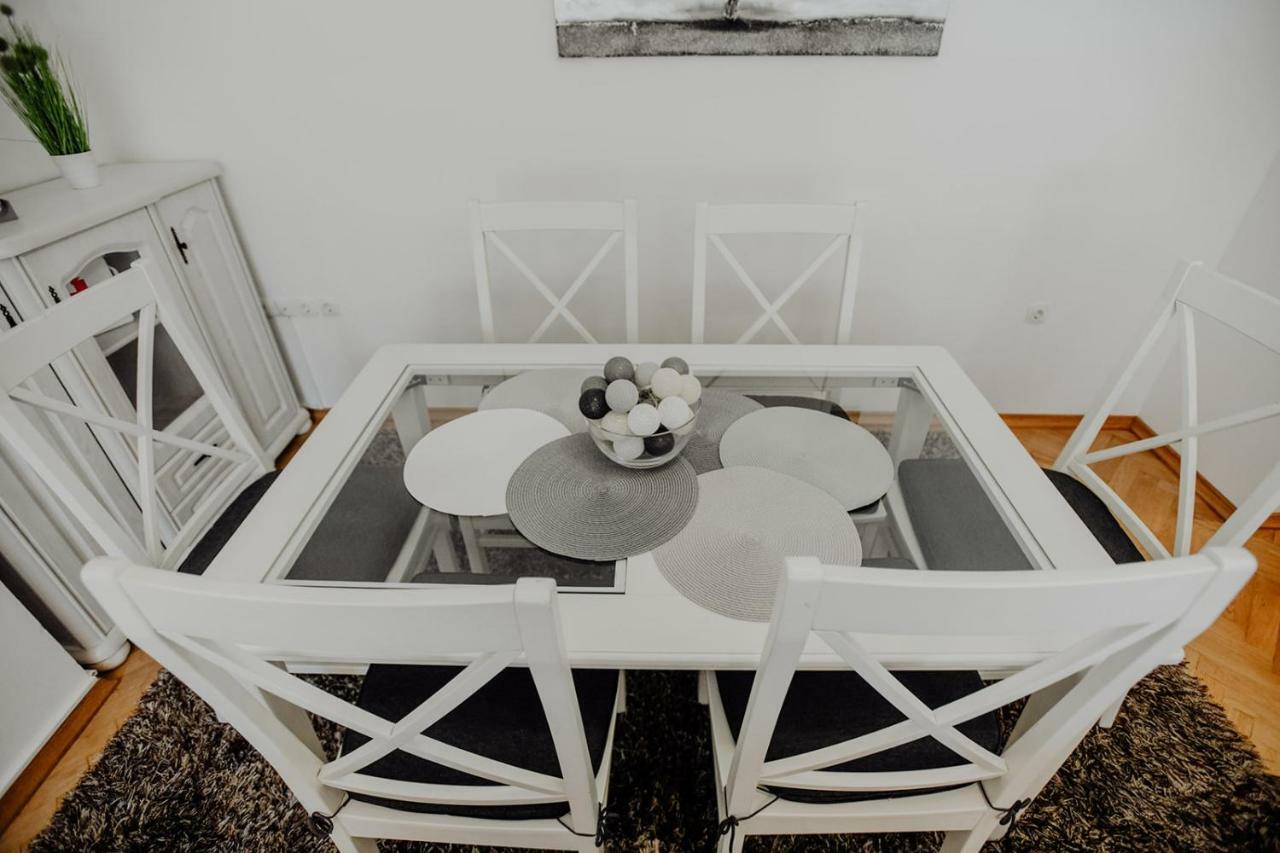 Apartman M5 Ðakovo Bagian luar foto